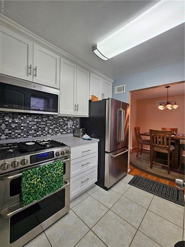 1137 Leland CIR, Virginia Beach, VA 23464