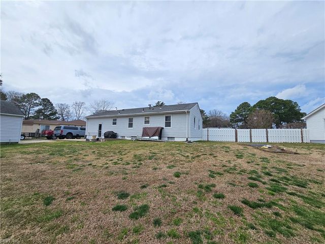 1137 Leland CIR, Virginia Beach, VA 23464