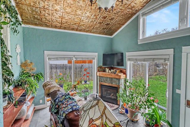 1010 5th Street N, Fargo, ND 58102