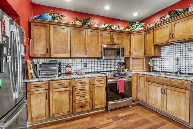 1010 5th Street N, Fargo, ND 58102