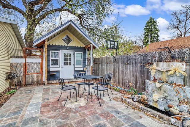 1010 5th Street N, Fargo, ND 58102