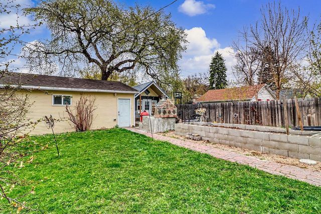 1010 5th Street N, Fargo, ND 58102