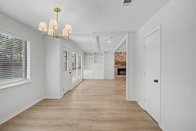 34 Brushwood Court, The Woodlands, TX 77380