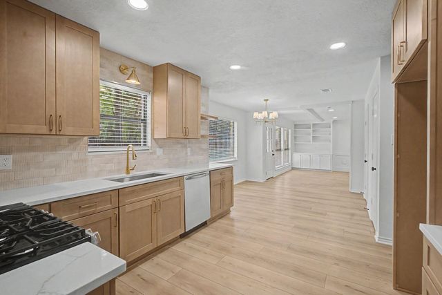 34 Brushwood Court, The Woodlands, TX 77380