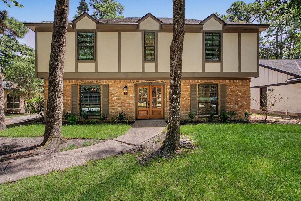34 Brushwood Court, The Woodlands, TX 77380