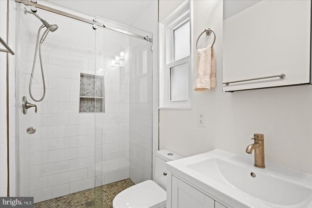 2317 ROSS RD, Silver Spring, MD 20910