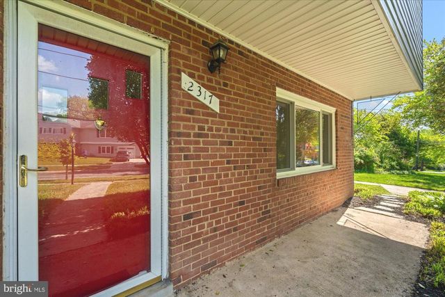 2317 ROSS RD, Silver Spring, MD 20910