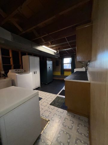 16549 Cottage Grove Avenue, South Holland, IL 60473