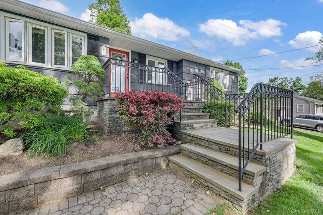4 Foxey Lane, Mahopac, NY 10541