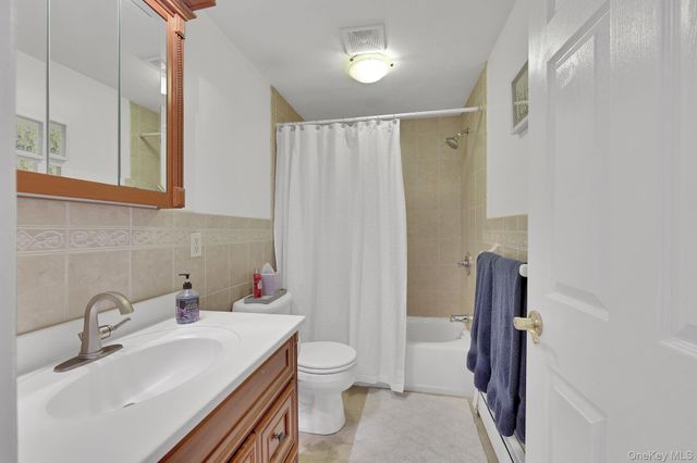 4 Foxey Lane, Mahopac, NY 10541