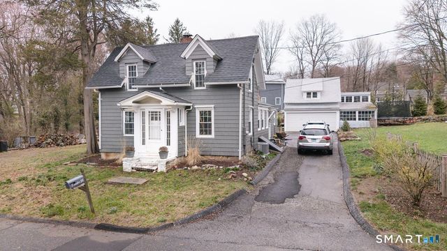 33 Jerusalem Hill, Trumbull, CT 06611