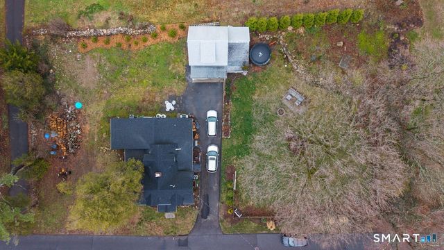 33 Jerusalem Hill, Trumbull, CT 06611