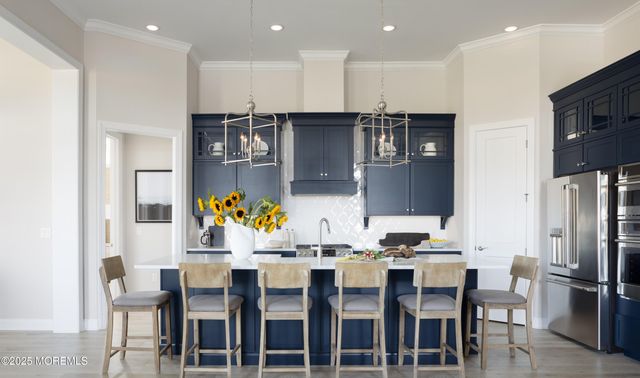 22 Larkspur Lane 118, Manalapan, NJ 07726