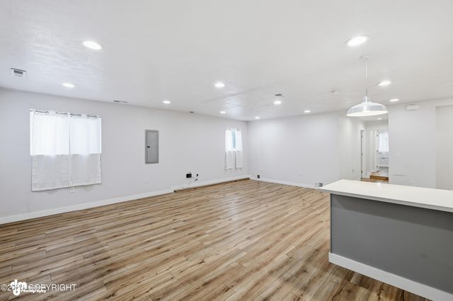 6050 W Hollywood Road, Wasilla, AK 99623