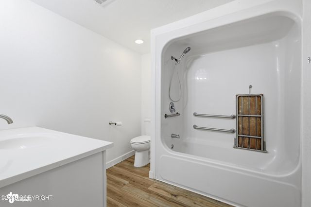 6050 W Hollywood Road, Wasilla, AK 99623