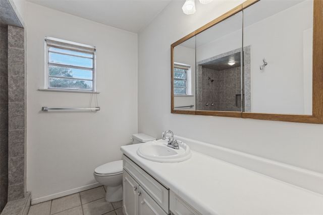 125 N Jessup Street, Alvarado, TX 76009