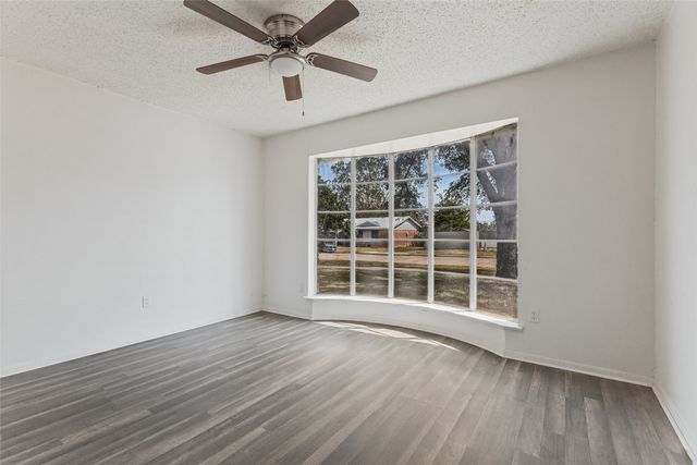 125 N Jessup Street, Alvarado, TX 76009
