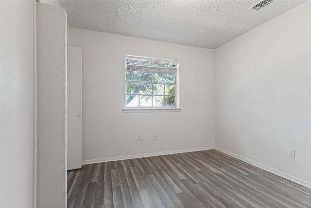 125 N Jessup Street, Alvarado, TX 76009