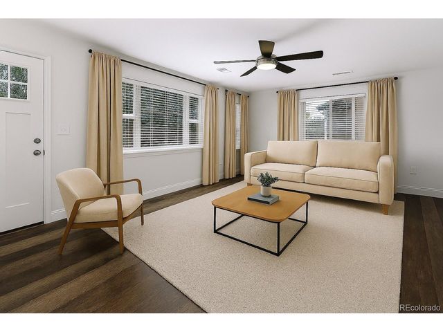 825 Havana St, Aurora, CO 80010