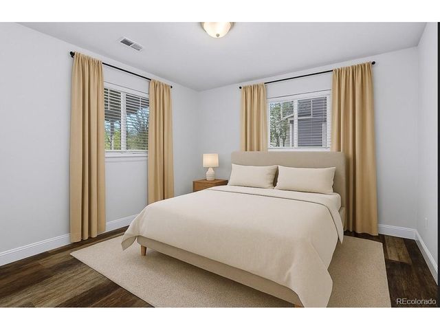 825 Havana St, Aurora, CO 80010