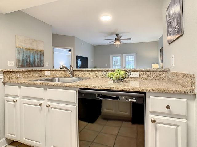 7503 ATLANTIS WAY J102, Kissimmee, FL 34747