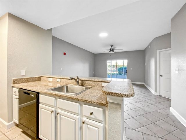 7503 ATLANTIS WAY J102, Kissimmee, FL 34747