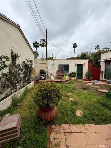 1607 Glenwood, Glendale, CA 91201