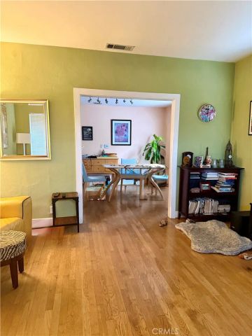 1607 Glenwood, Glendale, CA 91201