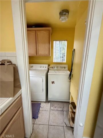 1607 Glenwood, Glendale, CA 91201