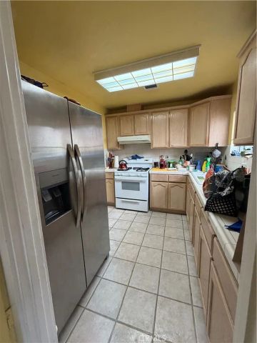 1607 Glenwood, Glendale, CA 91201