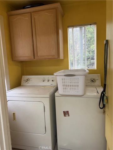 1607 Glenwood, Glendale, CA 91201