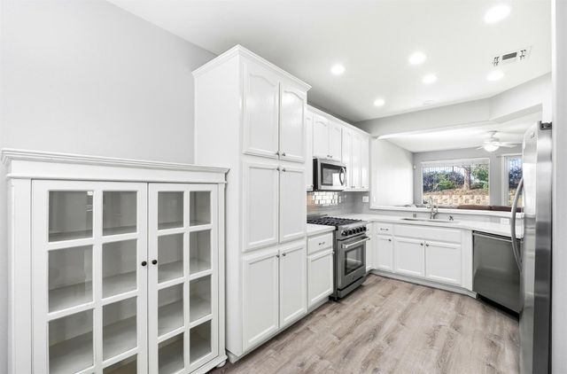 3368 Verdeca Way, Rancho Cordova, CA 95670