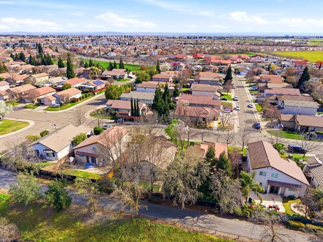 3368 Verdeca Way, Rancho Cordova, CA 95670