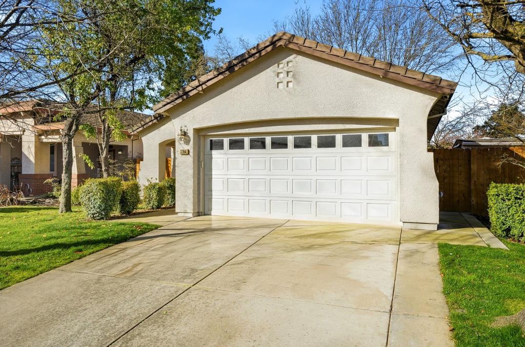 3368 Verdeca Way, Rancho Cordova, CA 95670