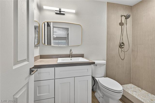 5330 Rod Court 102, Las Vegas, NV 89122