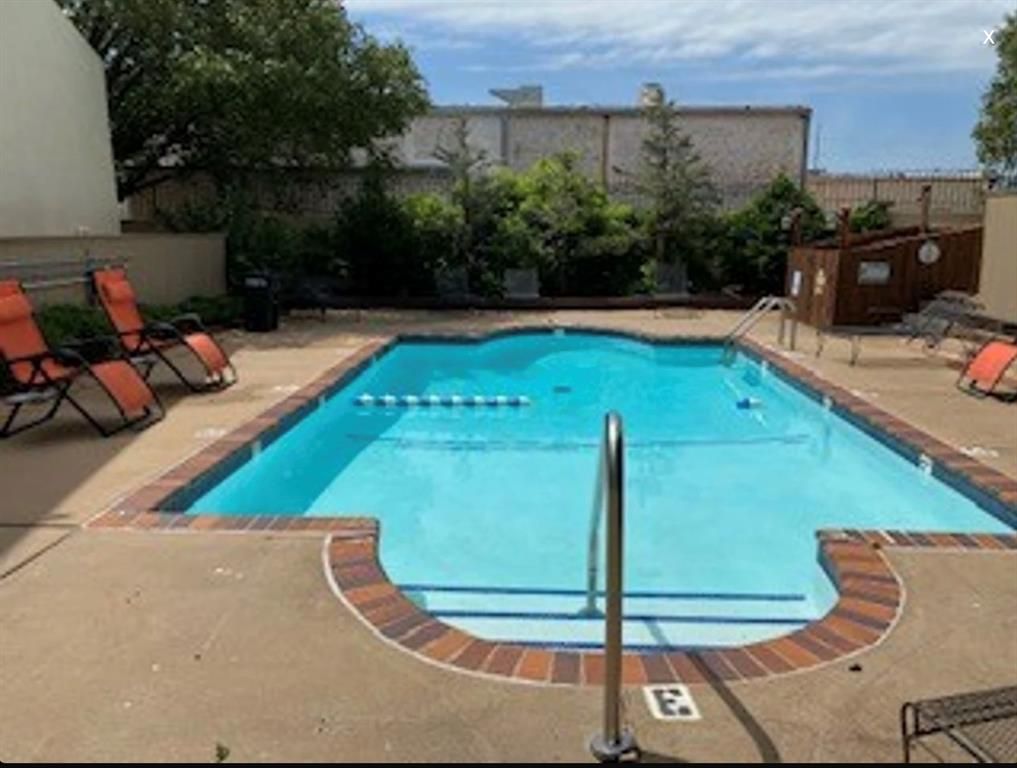 11130 Stratford Drive 414, Oklahoma City, OK 73120