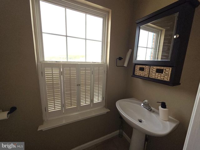 240 MIKE DR, Elkton, MD 21921