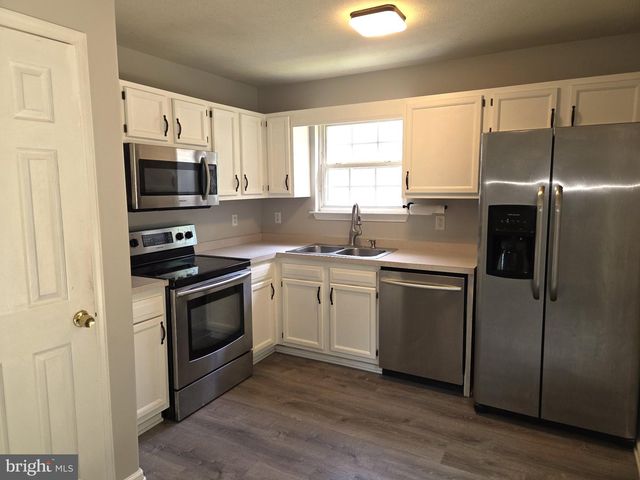 240 MIKE DR, Elkton, MD 21921