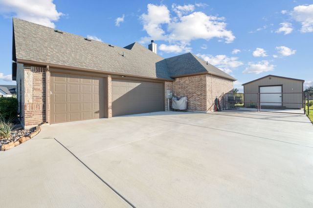 104 Carls Court, Boyd, TX 76023