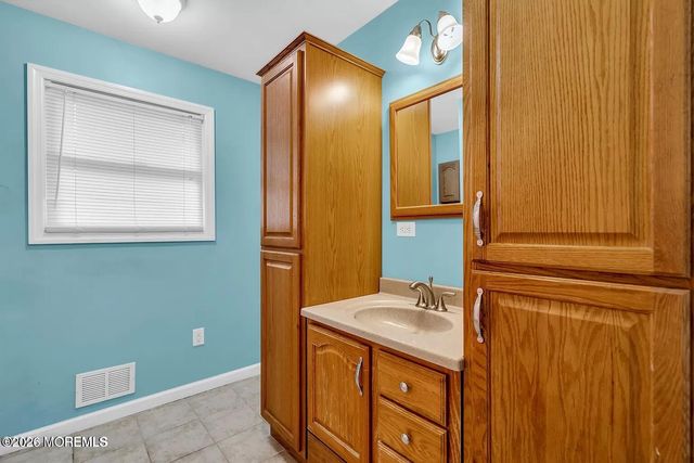 518 River Drive, Toms River, NJ 08753