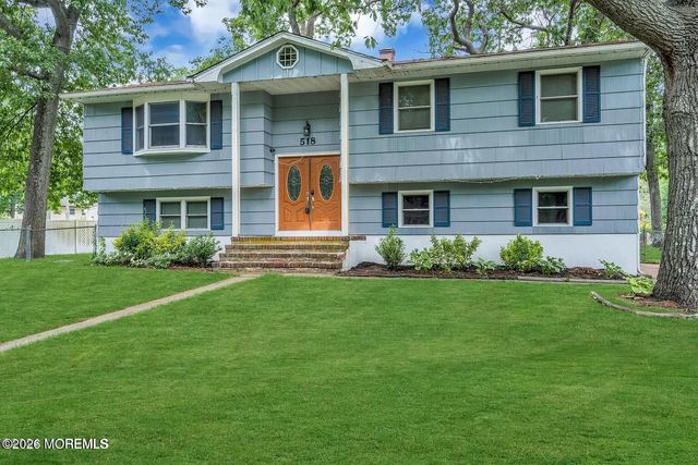 518 River Drive, Toms River, NJ 08753
