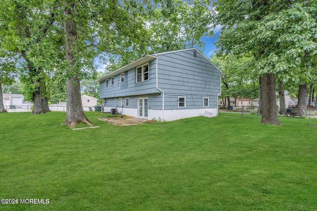 518 River Drive, Toms River, NJ 08753