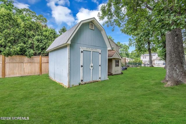 518 River Drive, Toms River, NJ 08753