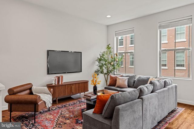 1415 S LAWRENCE TER, Philadelphia, PA 19147