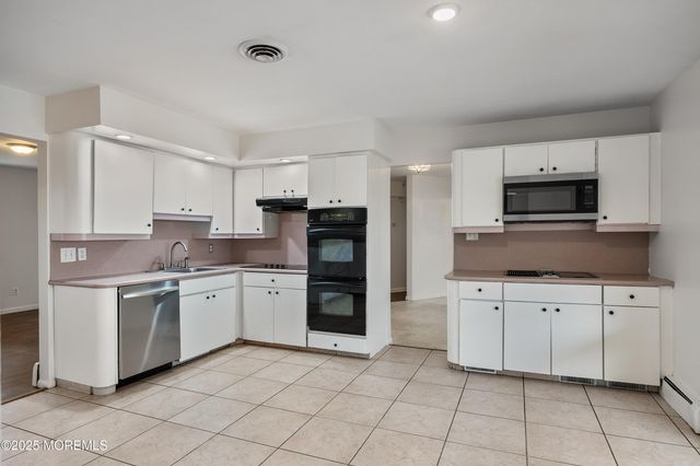 51 Arneys Mount Road, Pemberton, NJ 08068