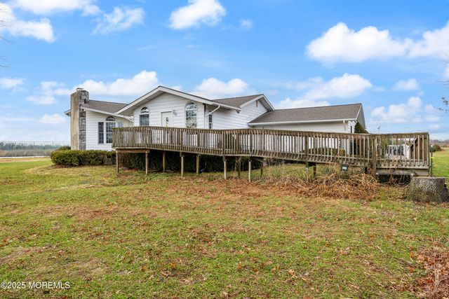 51 Arneys Mount Road, Pemberton, NJ 08068