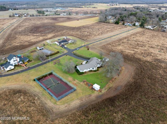 51 Arneys Mount Road, Pemberton, NJ 08068