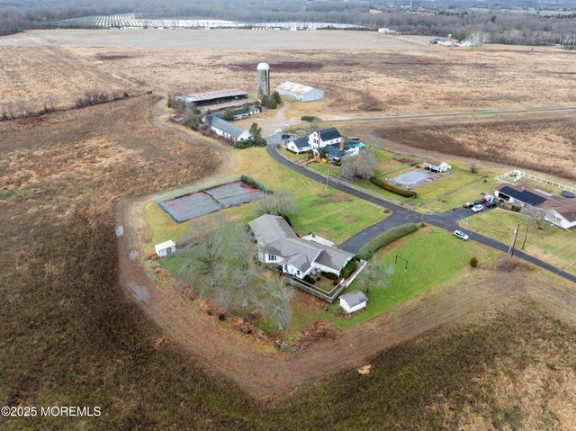 51 Arneys Mount Road, Pemberton, NJ 08068