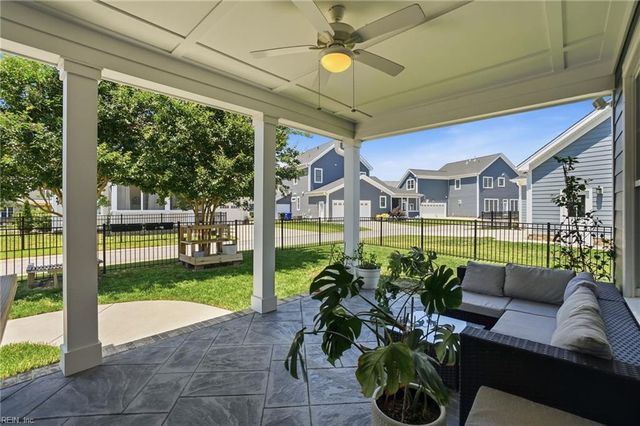 3022 Parkside CIR, Suffolk, VA 23435