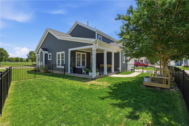 3022 Parkside CIR, Suffolk, VA 23435